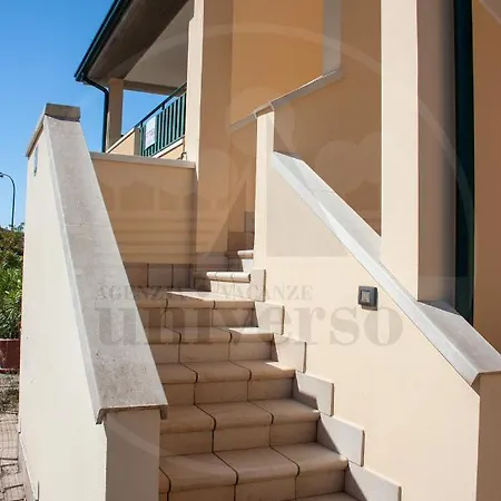 Hermitage Q12 Apartment *