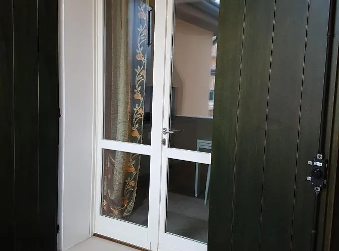 شقة Hermitage Q12 ايراكليا ماري